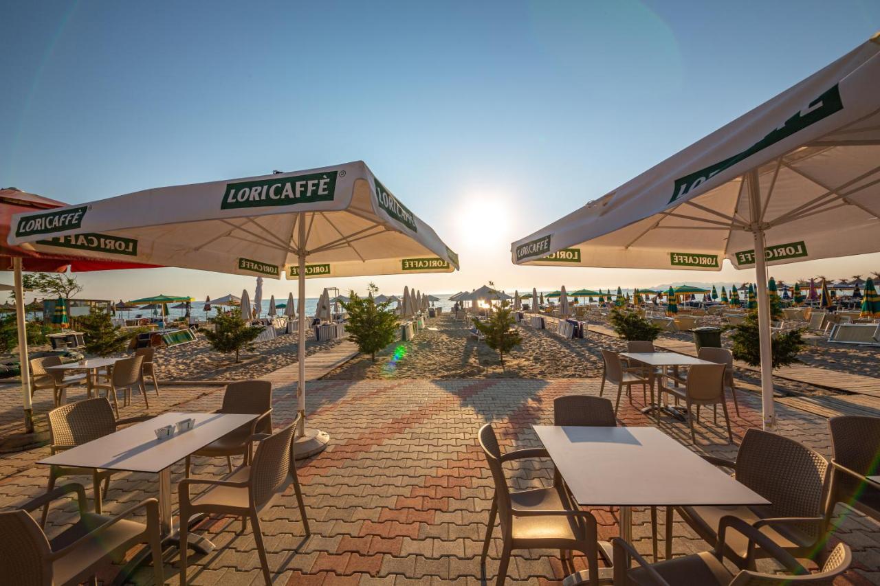 Hotel Venezia Golem  Dış mekan fotoğraf