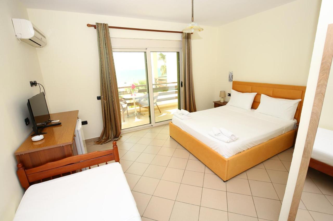 Hotel Venezia Golem  Dış mekan fotoğraf
